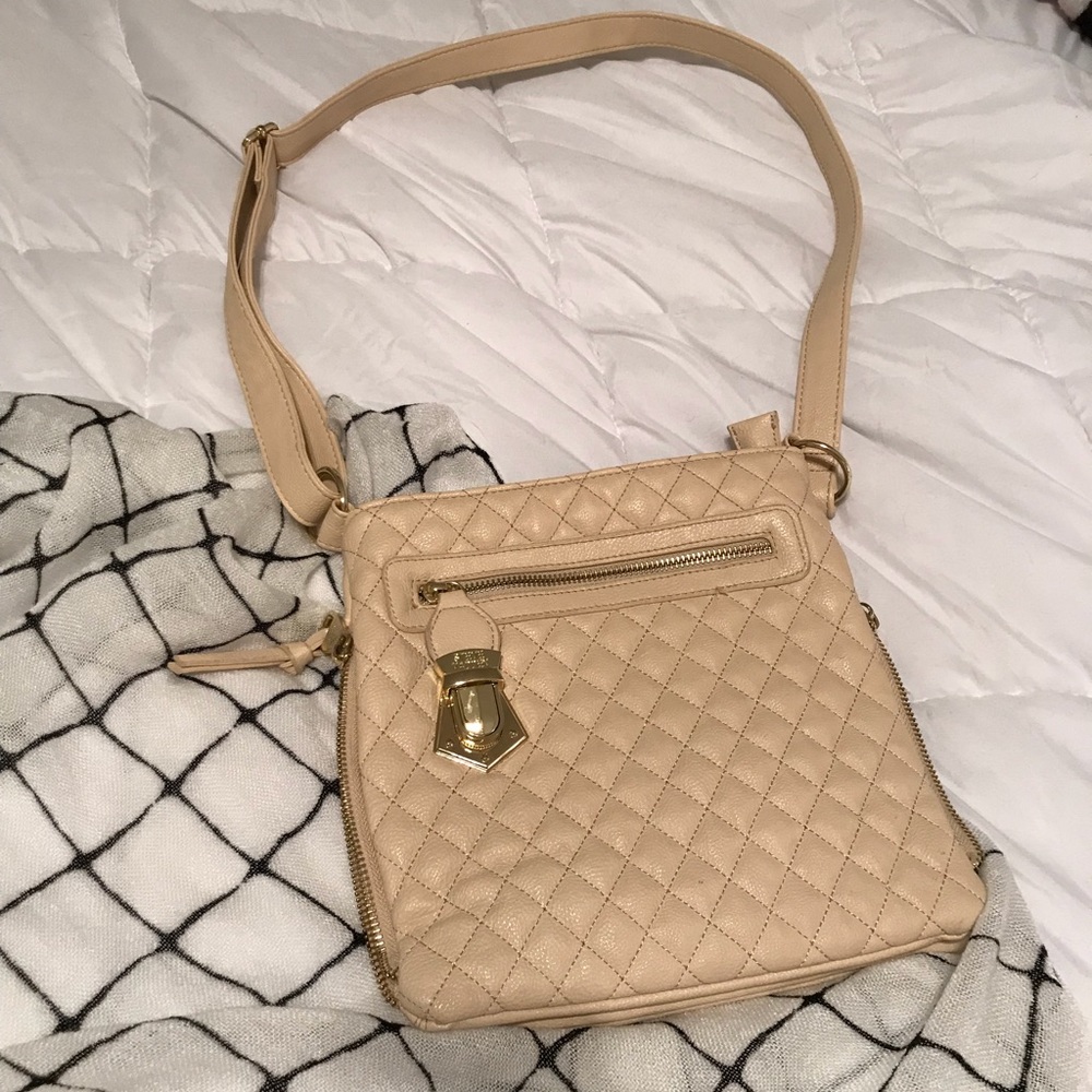 Steve Madden quilted crossbody